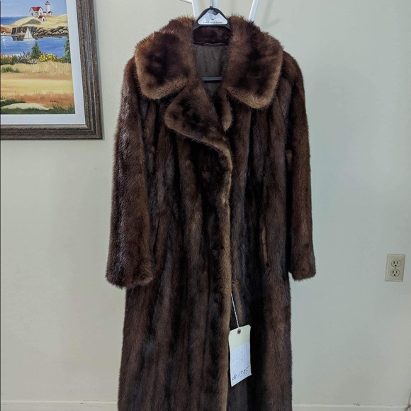 **SOLD** Vintage Mink Coat - Picture 1 of 13